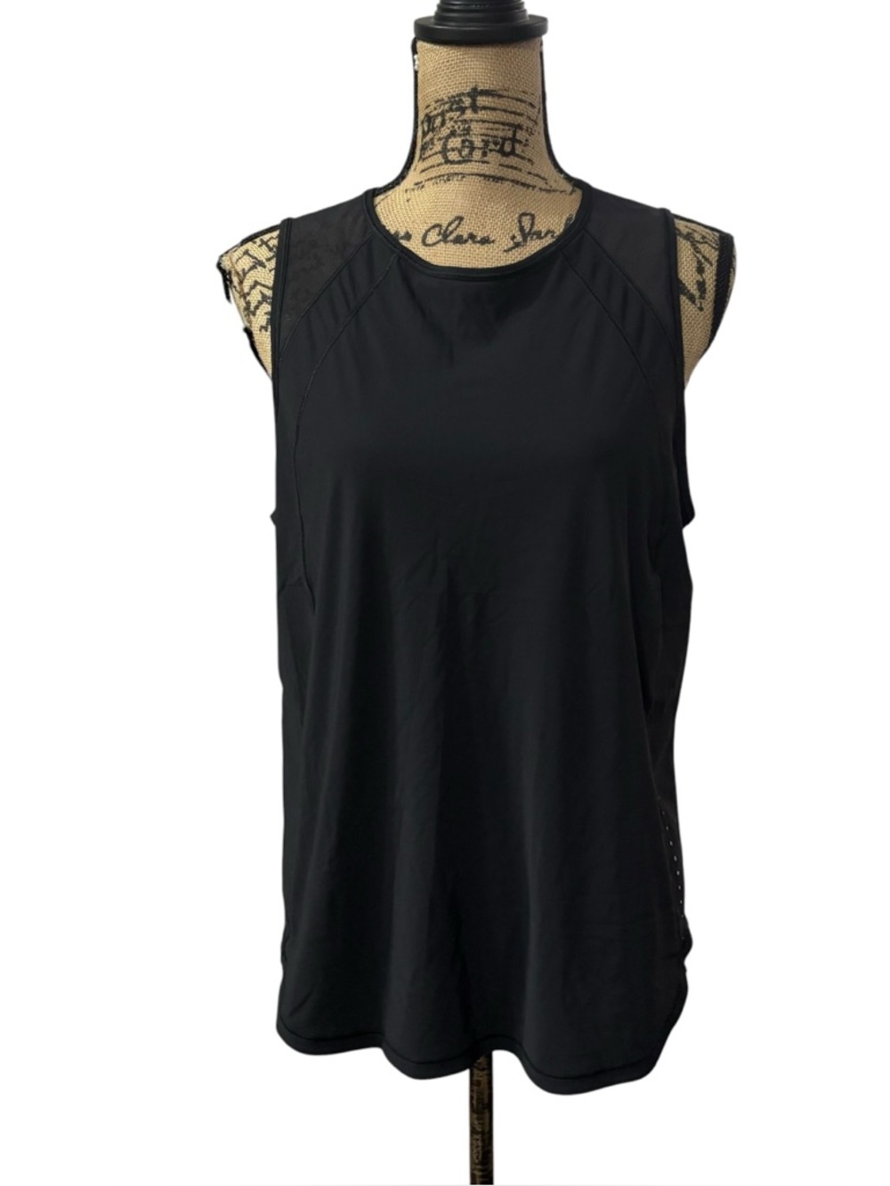 Lululemon Sculpt Tank Top Mesh Reflective Black Size 14 Back Vent Lightweight